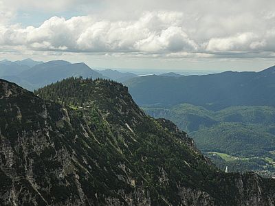 Blick nach Westen zum Predigtstuhl (1613 m)