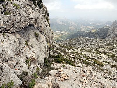 ... treffen aber schon bald wieder auf Steinmännchen