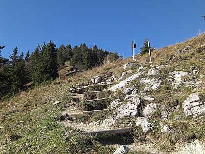 Über Stufen bergauf