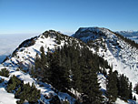 Rechts hinten zeigt sich der Hintere Rauschberg