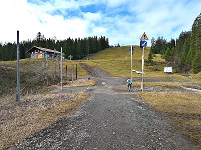 Den Schildern nach zu urteilen, erwartet man hier viel Schnee!