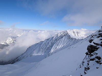 .... bis wir vom Grat den Blick nach Norden genießen können.