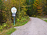 Der Anstieg beginnt am Parkplatz im Dürnbachtal...