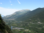 Der Blick ins Sarca Tal und auf den Monte Stivo
