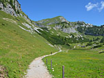 Nach der Mauritzalm biegen wir rechts ab...