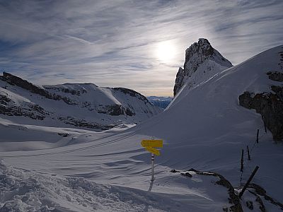 Wegweiser an der Grubascharte
