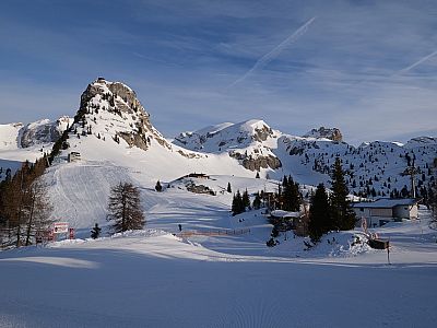 An der Erfurter Hütte eröffnet sich eine eindrucksvolle Kulisse