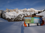 Der Blick von der Erfurter Hütte zum Dalfazkamm