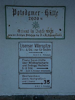 Wegweiser an der Potsdamer Hütte