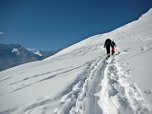 Aufstieg zu Roten Kogel gleich nach der Hütte