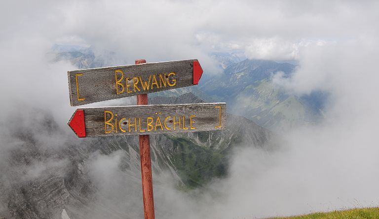 Roter Stein (2366 m)