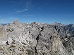 Links die Rosengartenspitze, in der Mitte der Kesselkogel und rechts hinten der Langkofel