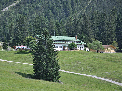 Die Vordere Seealpe unmittelbar an der Mittelstation.