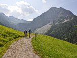 Nach einer Pause geht es weiter, direkt auf das Rubihorn zu