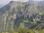 Der Gaisalpsee und der Entschenkopf.