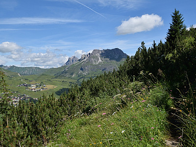 Im Norden wird der Widderstein und das Karhorn sichtbar