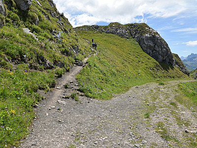 ... und auf einen Steig nach links wechseln.