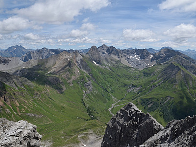 Die Valluga im Süden