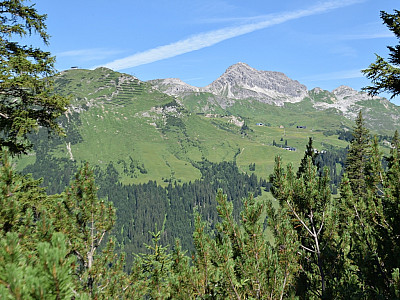Mohnenfluh und Juppenspitze im Nordwesten