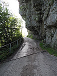 Nach der Querung einer Felswand...