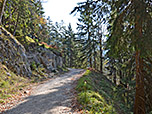 ...zu einem Querweg