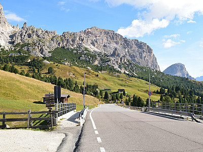 Vom Grödner Joch starten wir nach Norden unsere Tour Richtung Jimmi Hütte