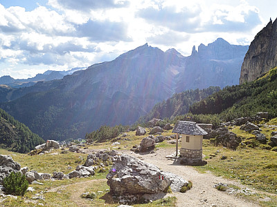 Wir passieren die St. Franziskus Kapelle