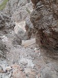 ...und über kleine Holzbrücken