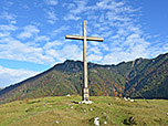 Das große Gipfelkreuz am Schachenberg