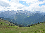 Blick zum Karwendel-Hauptkamm