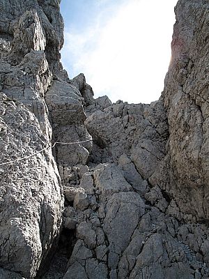 Durch den markanten Durchlass