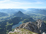 Tiefblick vom Gipfel zum Hintersteiner See