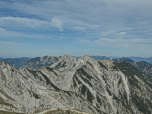 Im Osten der Frieder (2053 m) und der Friederspitz (2049 m)