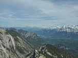 Blick über den Sunkenkopf ins Loisachtal