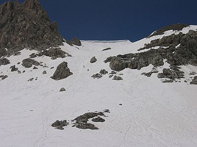 Oben der überwechtete Gipfelaufbau