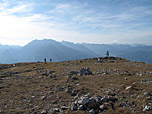 Das großzügige Gipfelplateau des Schneibsteins
