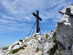 Das Gipfelkreuz des Schobers kommt in Reichweite