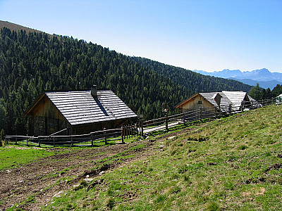 Blick zurück zur Tesselberger Alm
