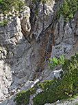Kleiner Wasserfall unterhalb des Lakaiensteigs