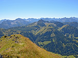 Blick über die Mondscheinspitze ins Karwendel