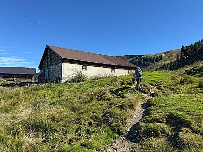 ...erreichen wir die Kleinmoos Niederalm