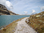 Blick zurück zur Staumauer des Weißsees