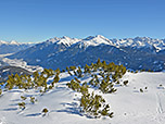 Rechts vom Inntal erheben sich der Rietzer Grieskogel und der Pirchkogel