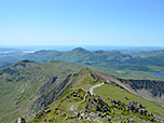 Der Rhyd Ddu Path führt aus südwestlicher Richtung herauf