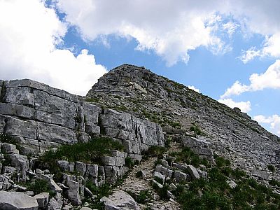 Die letzten felsigen Höhenmeter