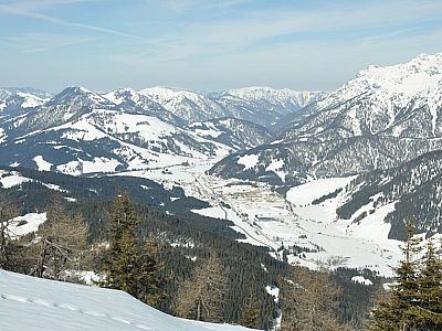 Im Tal liegt Hochfilzen