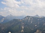 Links der Aggenstein, rechts der Einstein
