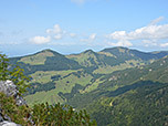 Blick zu Feichteck, Karkopf und Hochries