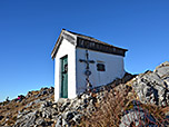 ...und die Gipfelkapelle am Spitzstein