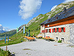 Auf der Terrasse der Ravensburger Hütte